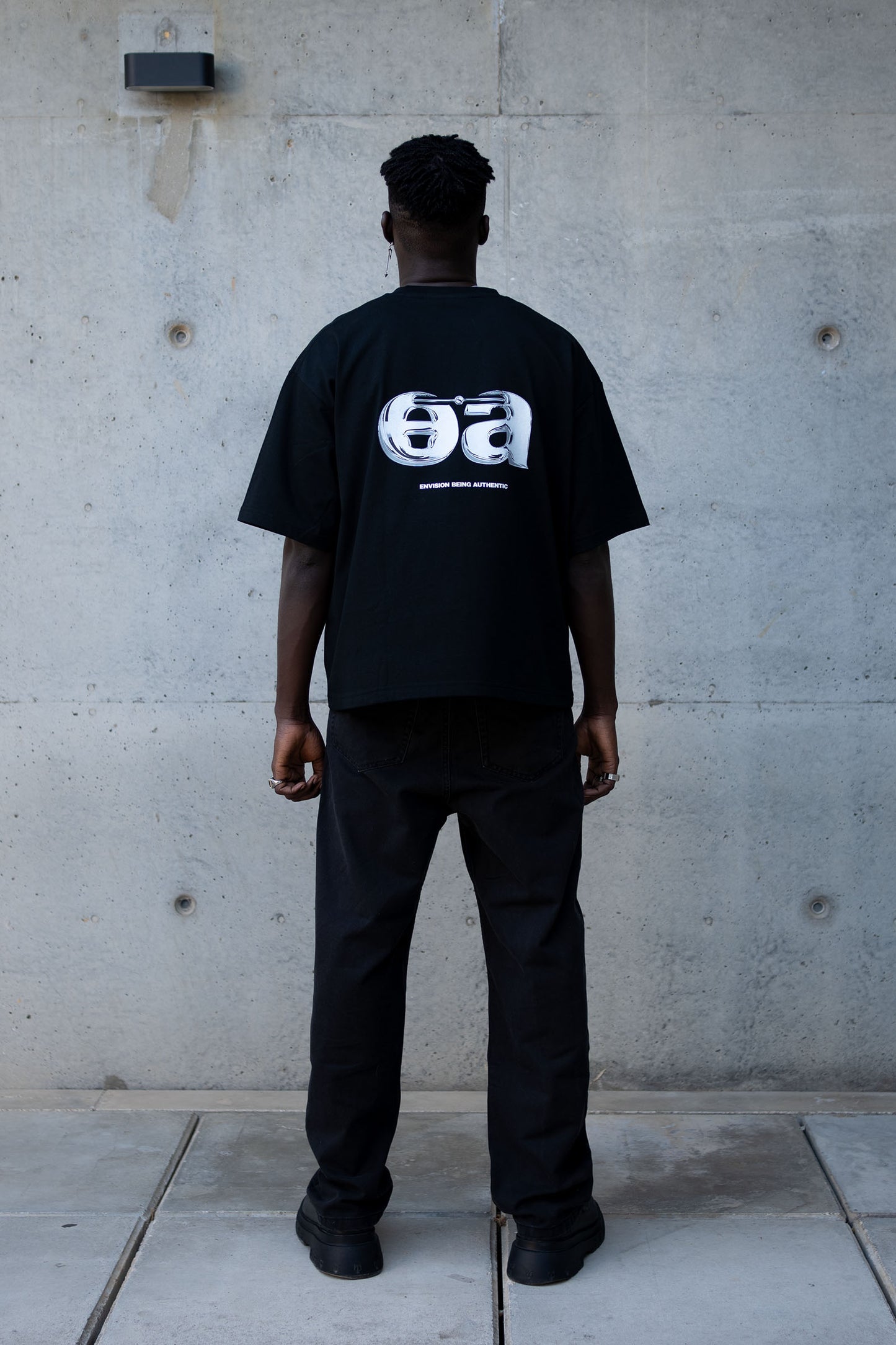 Signature T-shirt